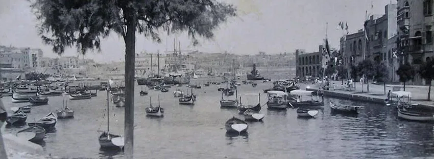ritratti antiki postcard 1